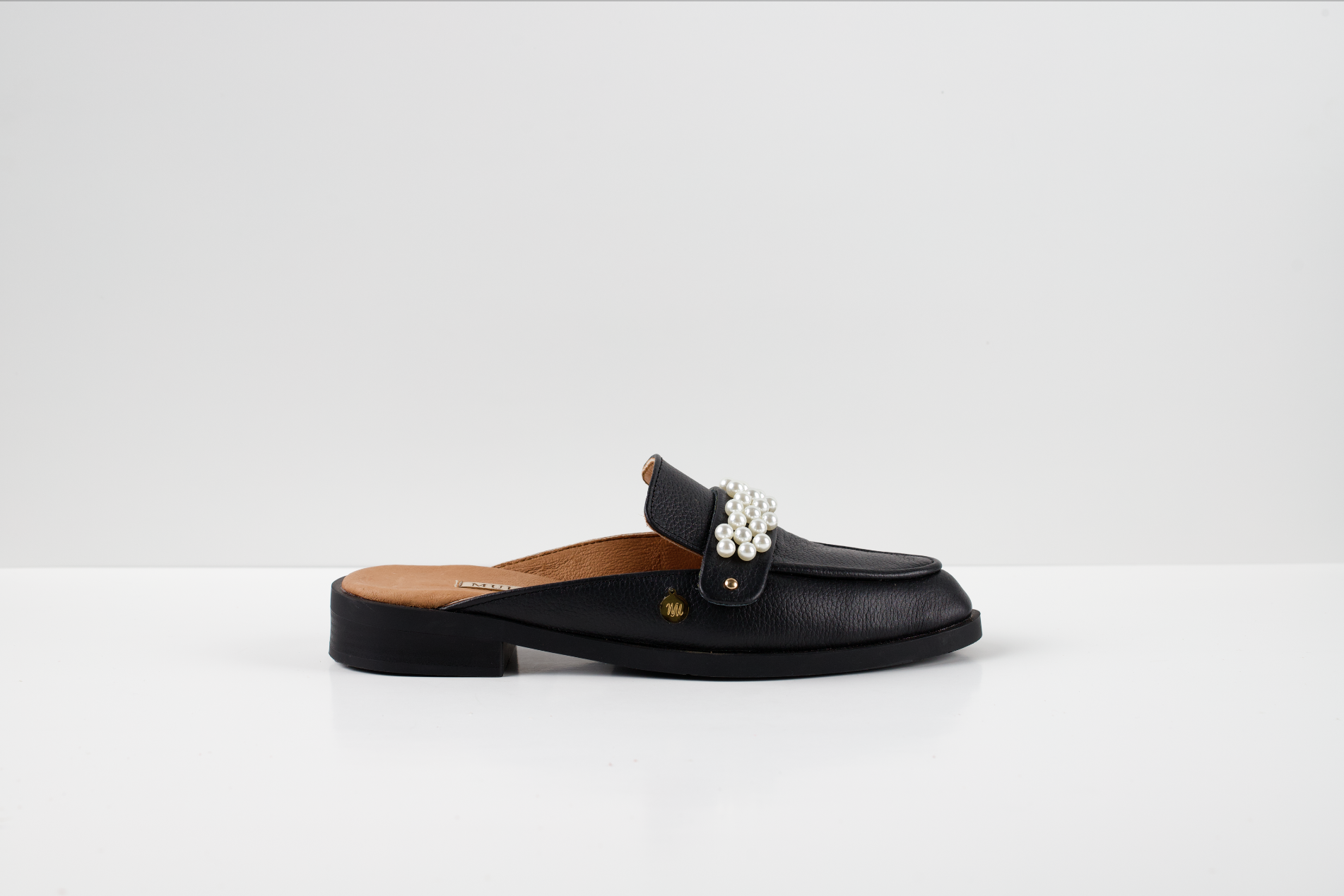 Black Three-shoe-one Pearl slippers